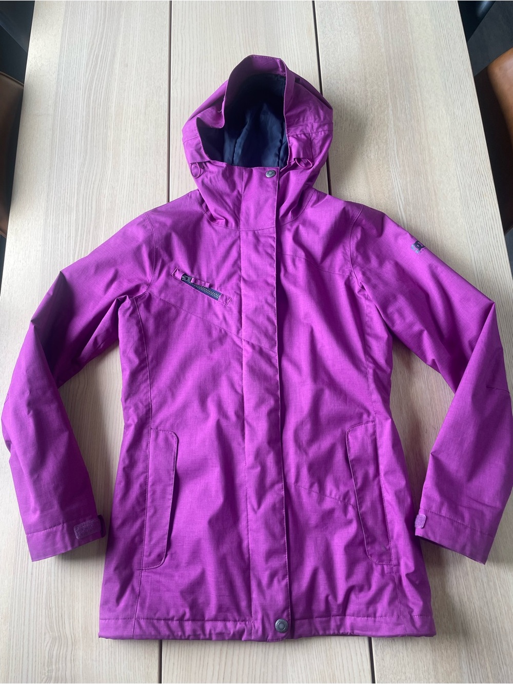 DC Shoe company women’s XS snowboard jacket DC ski winter coat for ladies